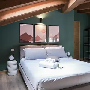 Appartamento Charmescape Oldtown - 6 Min Walk To Berninaexpress, Tirano
